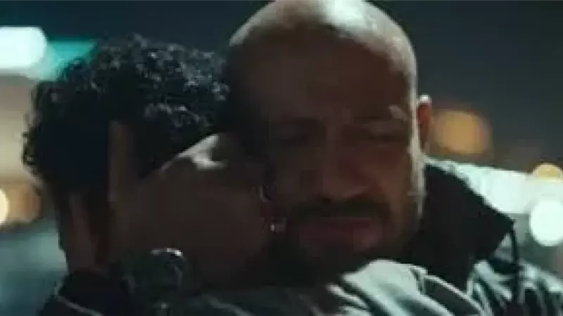 الغاوي الحلقة 1.. كزبرة يموت قهرًا بين أحضان أحمد مكي 