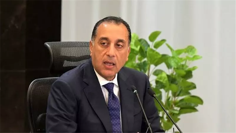8 قرارات لمجلس الوزراء.. زيادة منحة العمالة غير المنتظمة لـ1500جنيه