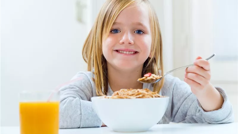 من سن 10 لـ 12.. 5 نصائح لإفطار صحي للأطفال خلال رمضان