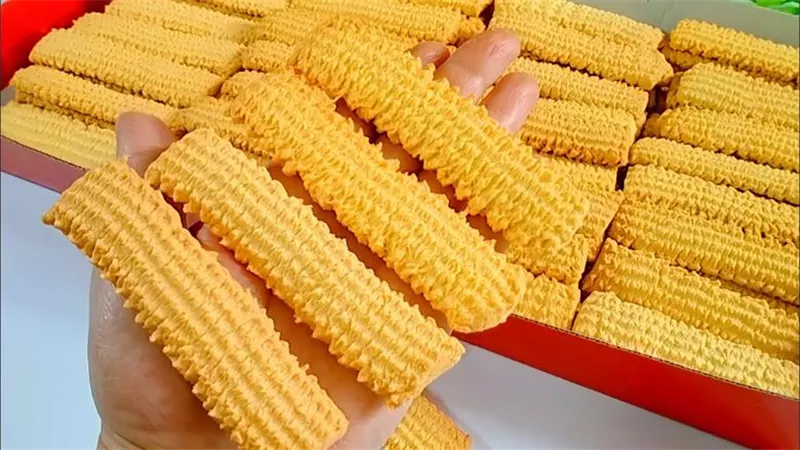 بأقل التكاليف.. طريقة تحضير بسكويت العيد الهش مثل المحلات 