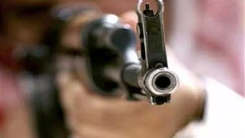 إخلاء سبيل ربة منزل أصابت جارتها بطلقات آلى بقنا