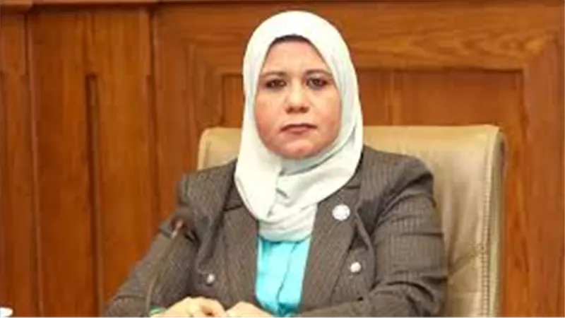 وفاة نائبة سوهاج رقية الهلالي إثر أزمة قلبية.. تعرف عليها