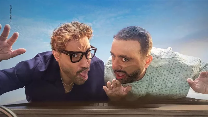 تركي آل الشيخ يروج لفيلم 