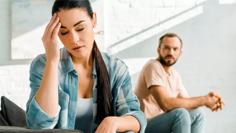 كابوس يهدد العلاقات الشخصية.. مخاطر الغيرة الزائدة وكيف يمكن التغلب عليها؟