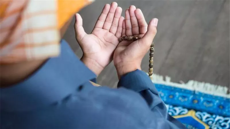 مواقيت الصلاة اليوم  الأحد  20 إبريل   بالقاهرة والمحافظات
