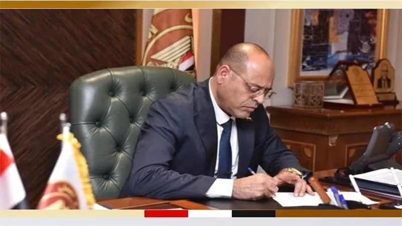 وزير العمل: صرف تعويضات عاجلة لضحايا حادث جملون مصنع بالمنوفية
