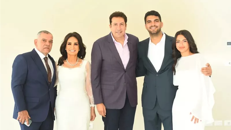 أمل رزق تحتفل بعقد قران ابنتها هيا إسماعيل كتكت وآدم مصطفى العربى
