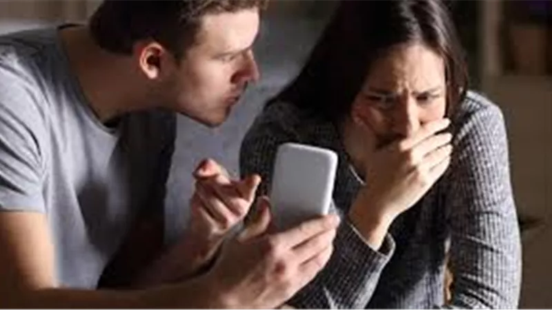 كيف أتعامل مع خيانة زوجتي الأولى؟