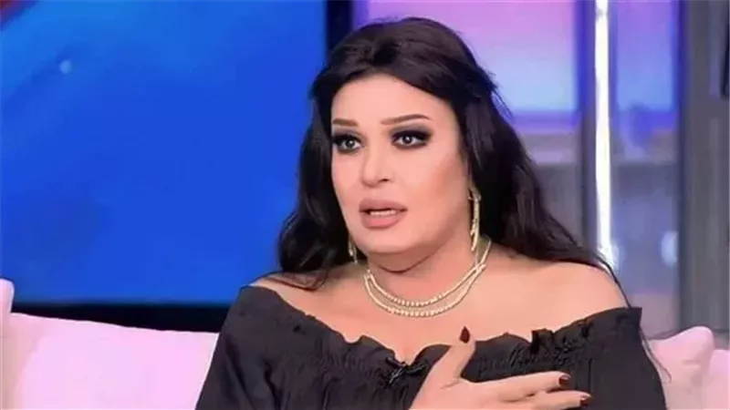 فيفي عبده تلجأ للطب النفسي.. وتكشف سر عن أزمة بوسي شلبي الأخيرة 