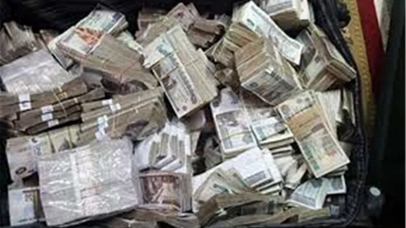 استولى على 13 مليون جنيه.. استعجال التحريات الجنائية للقبض على طليق فنانة شهيرة متهم بالنصب