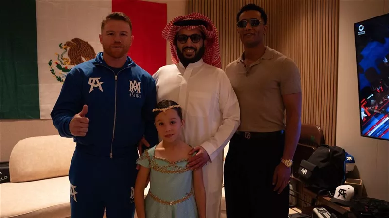 محمد رمضان يثير الجدل بتصريحات جديدة عن رحلاته العديدة 