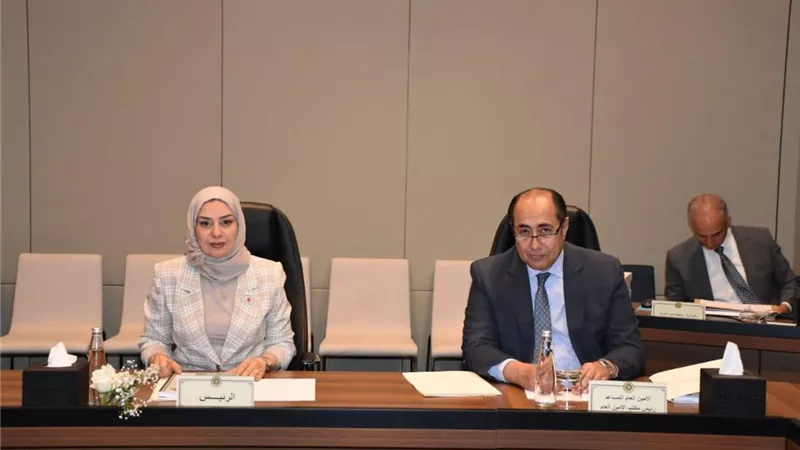 سفيرة البحرين ترأس اجتماع هيئة متابعة تنفيذ القرارات والالتزامات