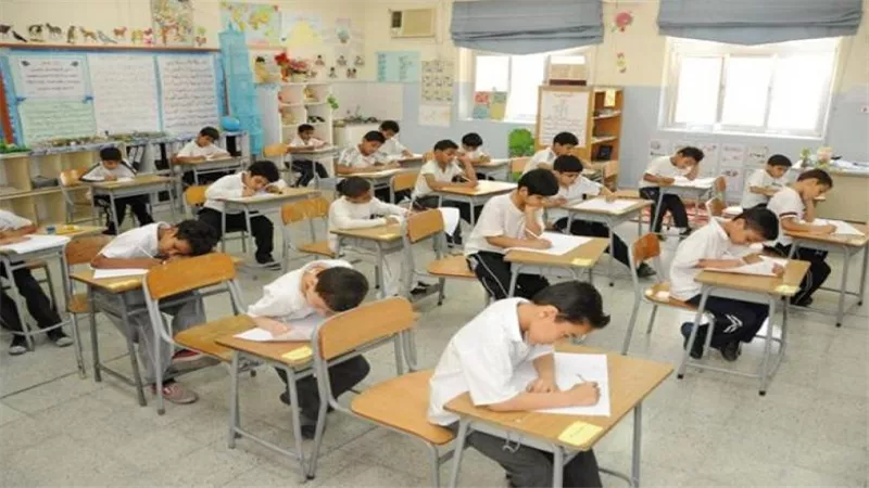 المدارس تبدأ امتحانات نهاية العام فى المواد غير المضافة لصفوف النقل