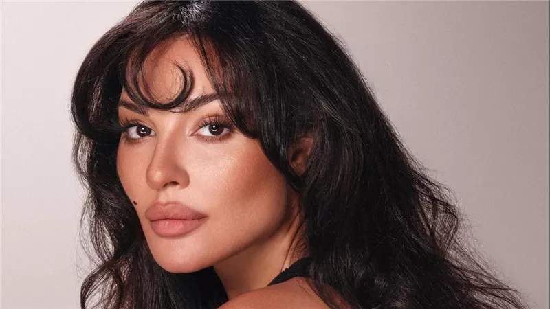 نادين نسيب نجيم توثق تعرضها للتحرش داخل المصعد.. والجمهور في حالة غضب 