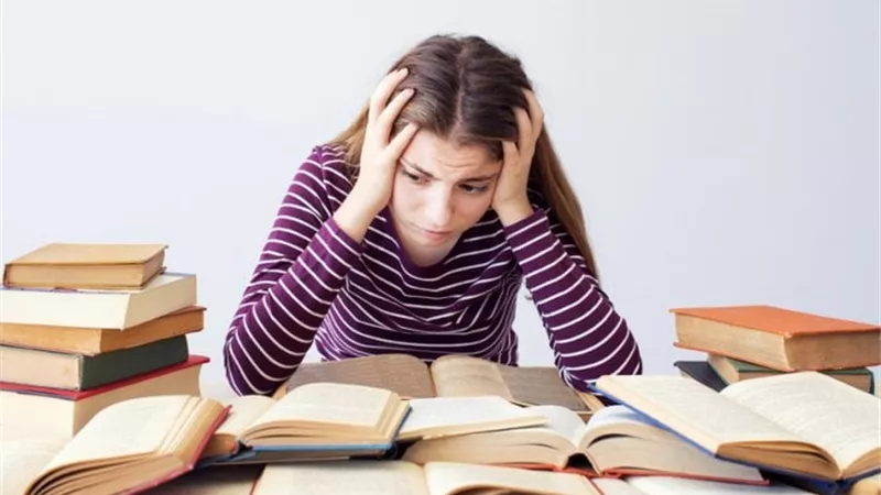 التوتر والإمتحانات.. الأسباب والمضاعفات و كيفية التعامل معه