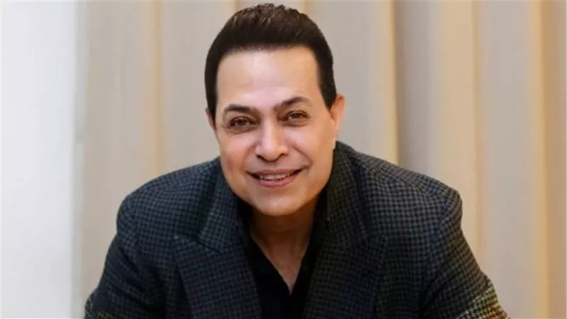 الفنان حكيم يتهم شركة تشطيبات بالنصب عليه في 7 ملايين جنيه