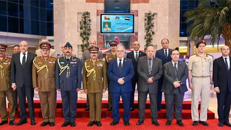 الهيئة العربية للتصنيع تستقبل قائد الجيش السلطاني العماني