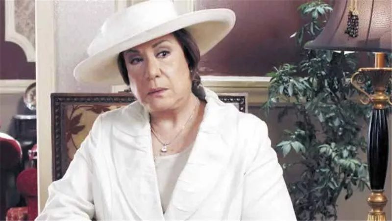 وداعًا سيدة المسرح العربي.. وفاة سميحة أيوب عن عمر يناهز 93 عامًا 
