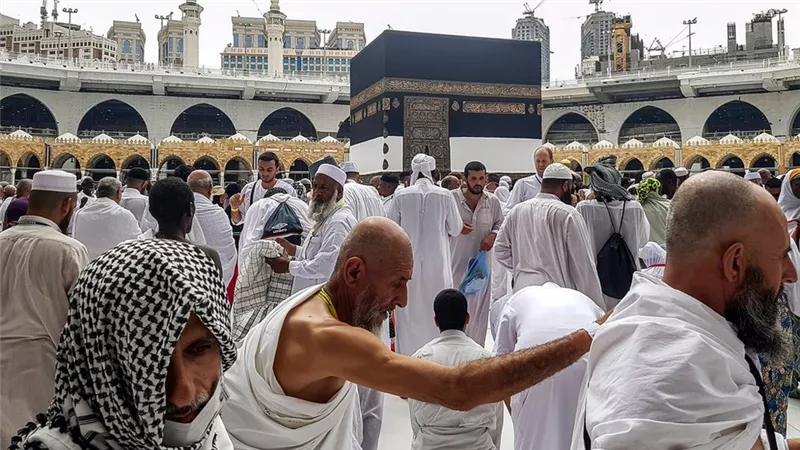 هل يجوز الحج عن الوالدين بعد وفاتهما؟.. « الإفتاء تُجيب »