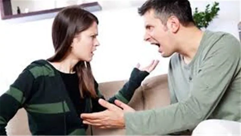حلفت على زوجتي بالطلاق ثم كذبت عليً.. ماذا أفعل؟