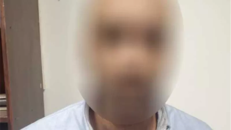 القبض على مالك كافيه بتهمة ضرب سيدة وسرقة ذهبها