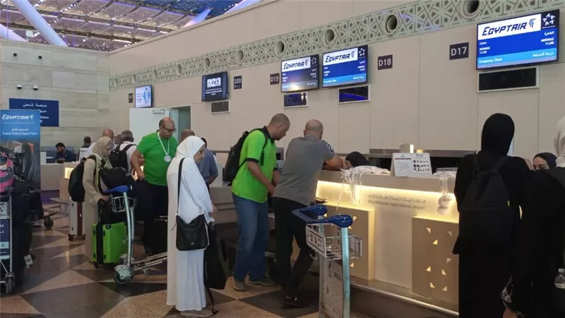 انطلاق رحلات طيران عودة الحجاج إلى أرض الوطن من مطار جدة
