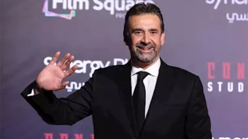 كريم عبدالعزيز: «أتمنى العمل مع ياسمين عبدالعزيز».. والأخيرة ترد