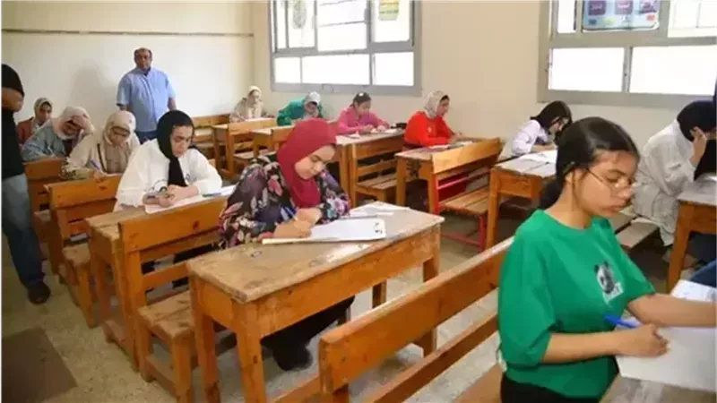 محافظ القاهرة يعتمد نتيجة الشهادة الإعدادية للفصل الدراسي الثاني بنسبة نجاح 77%