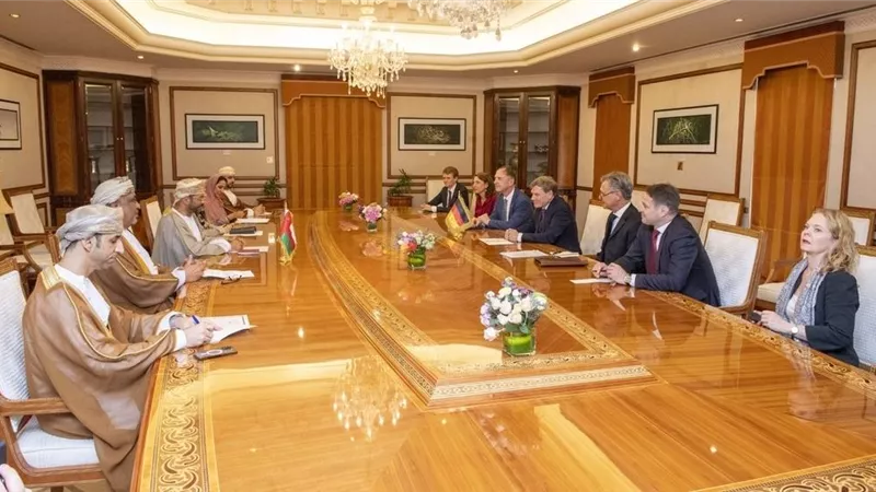 سلطنة عمان تشهد نشاطًا دبلوماسيًّا مكثفًا لوقف التصعيد العسكري بين إيران وإسرائيل