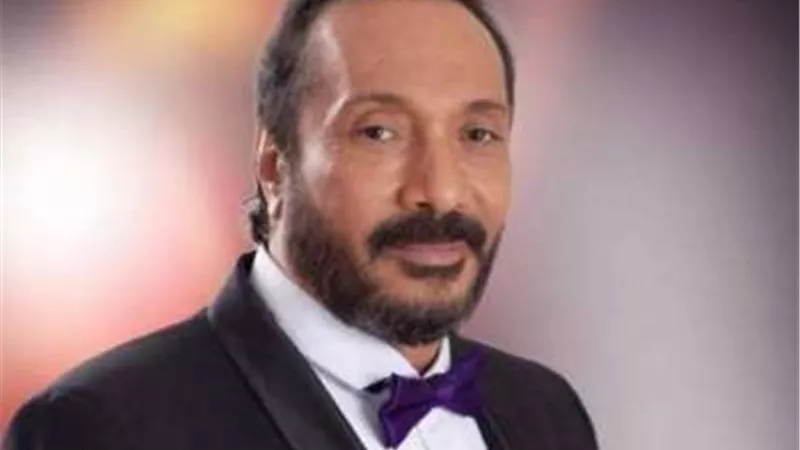 على الحجار يعلن تأجيل طرح ألبومه الجديد.. لهذا السبب