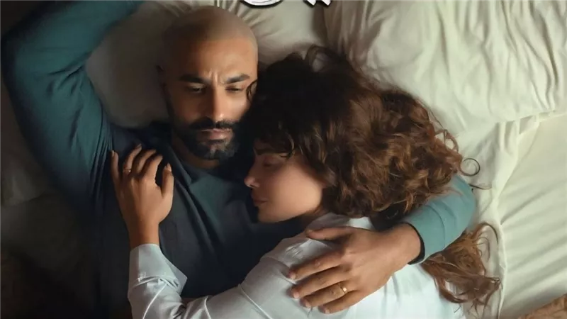 «220 يومًا» يشعل غيرة ياسمين عبد العزيز على كريم فهمي بعد مشاهده مع صبا مبارك 