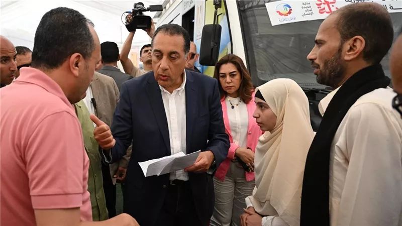 مواطن لرئيس الوزراء: 
