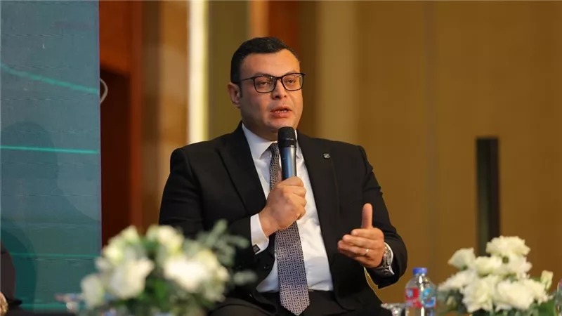 وزير الإسكان يشارك في الجلسة الافتتاحية لملتقى 