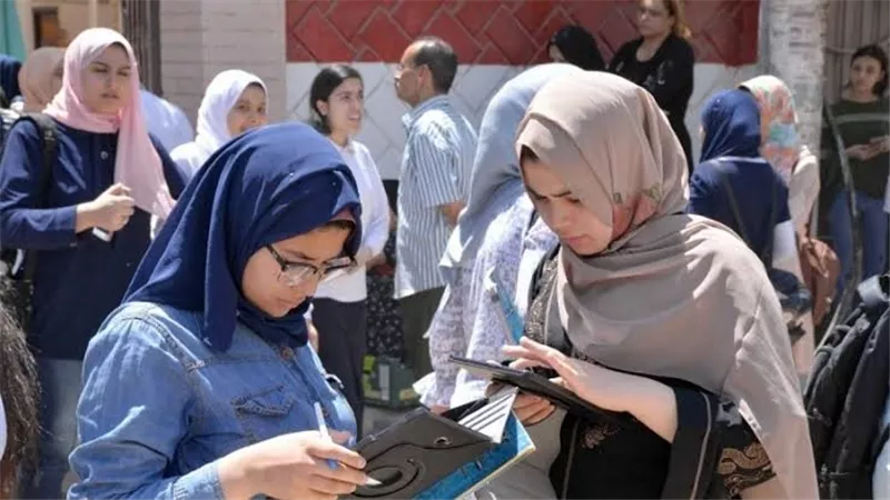 ما الأوراق المطلوبة والحد الأدنى للتقديم بمدارس الثانوية العامة 2025؟ 