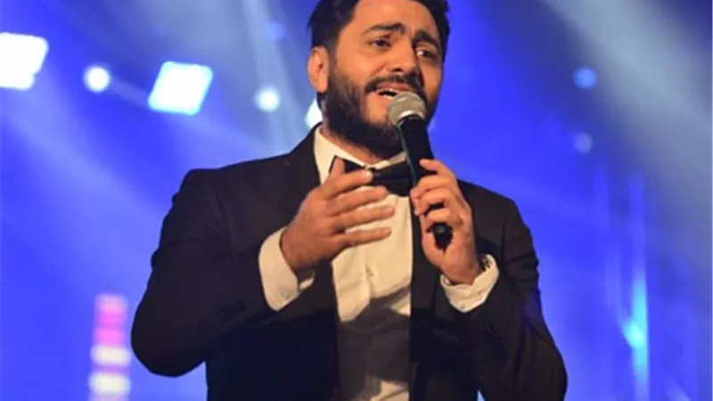 «أنتم هتقووني علشان أعرف أغني».. تامر حسني يوجه رسالة مؤثرة لجمهوره بسبب الحالة الصحية لنجله آدم