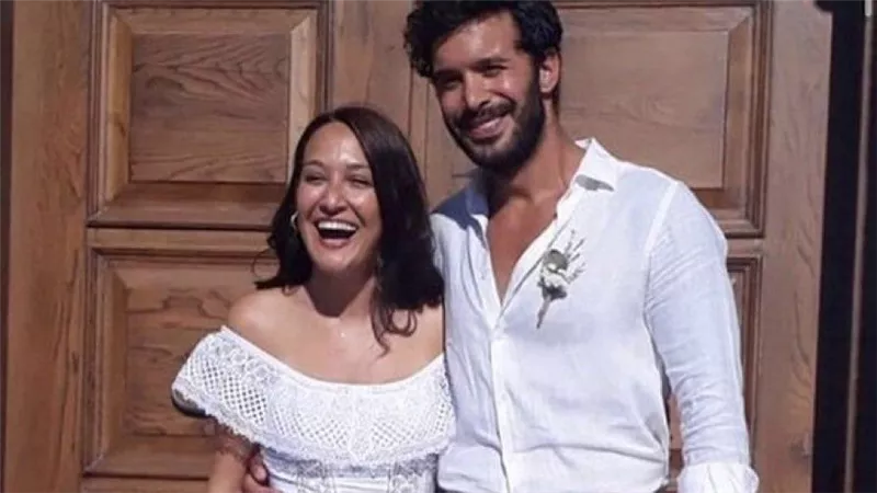 باريش أردوتش يضع حدًا للجدل حول انفصاله عن زوجته
