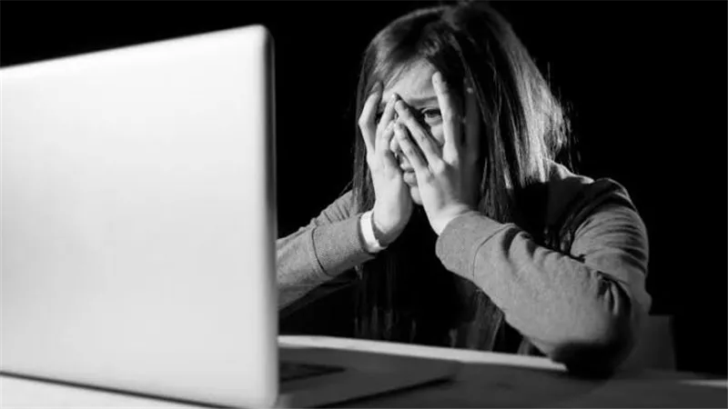 5 خطوات بسيطة لحماية حساباتك من الابتزاز الإلكتروني