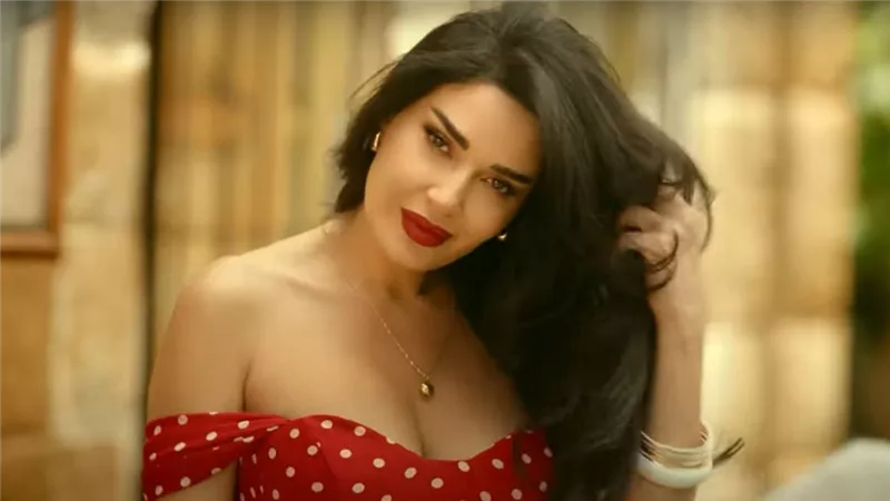 سيرين عبد النور توجه رسالة إلى يزن السيد بعد الكليب الأخير لهما 