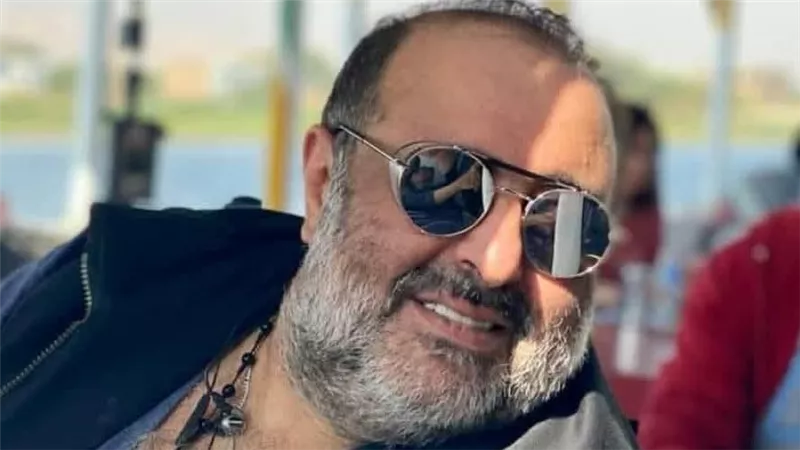 الزيجة السرية والعودة للأولى.. ما لا تعرفه عن حياة سامح عبد العزيز العاطفية