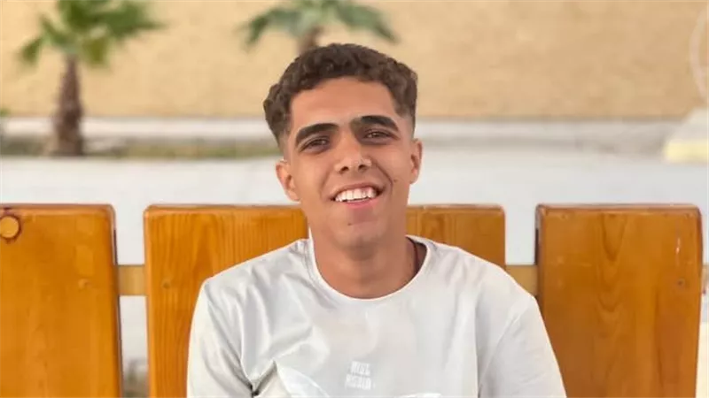 أبانوب سامي الأول بأسيوط بالدبلومات 2025 يروي رحلة تفوقه: ذاكرت بالمطبخ علشان أهلي
