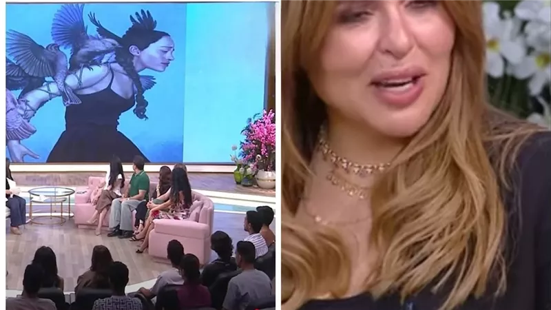فنانة دنماركية تحرج مها الصغير بعد عرض لوحاتها الفنية.. ما القصة؟ 