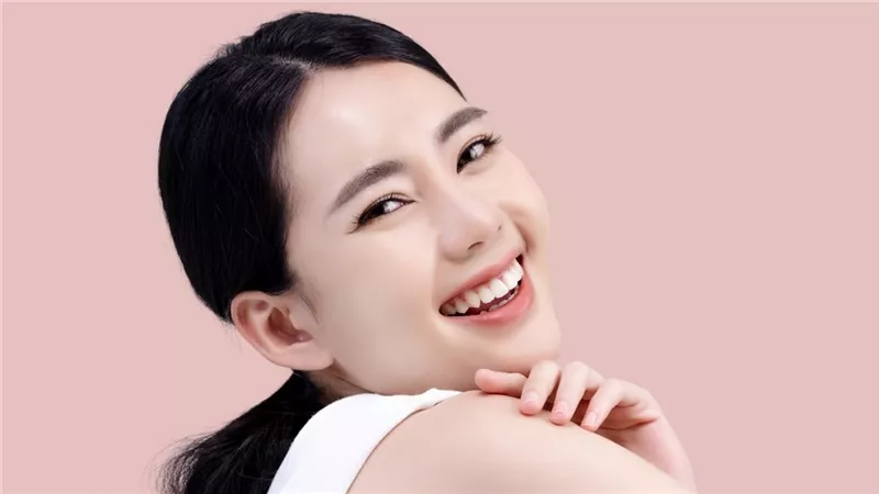 مثل الكوريات.. 7 خطوات للحصول بشرة لامعة ونقيه مثل الزجاج 