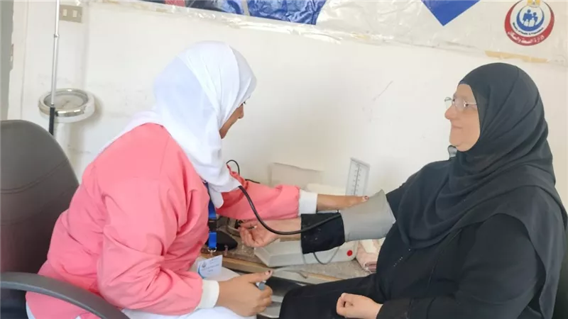 خلال 6 أيام.. حملة «100 يوم صحة» قدّمت 8 ملايين خدمة طبية مجانية 