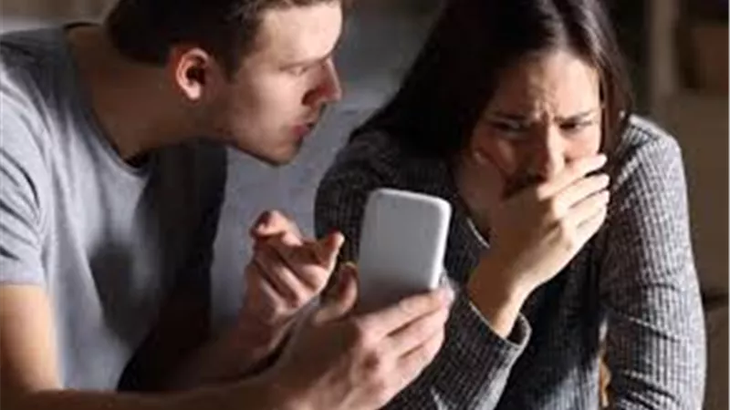 هل أسامح زوجتي التي تابت بعد الخيانة؟