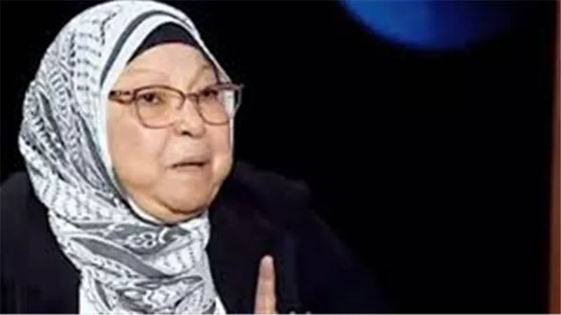 سعاد صالح: الحشيش جائز شرعًا.. والأوقاف ترد