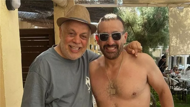 صورة صيفية تجمع أشرف زكي وأحمد السقا تشعل السوشيال ميديا