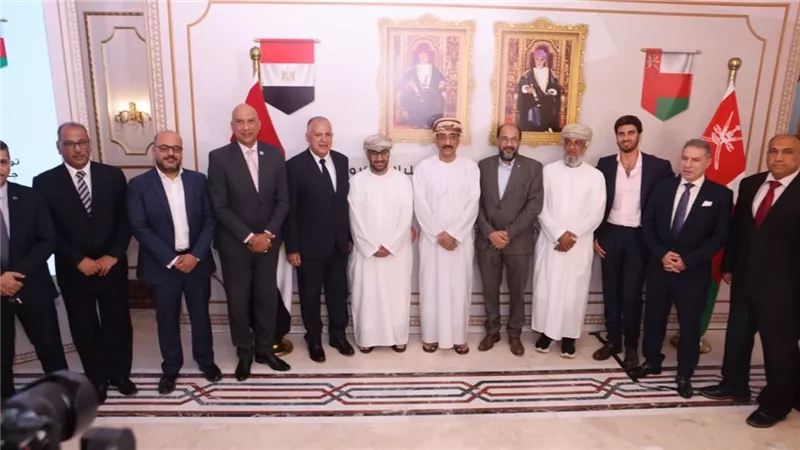 سفير عُمان بالقاهرة يرعى توقيع اتفاقية شراكة عُمانية مصرية في قطاع البتروكيماويات