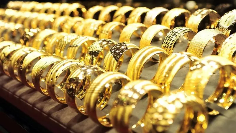 عيار 21 يسجل 4900 جنيه.. أسعار الذهب اليوم الاثنين 15 سبتمبر 2025