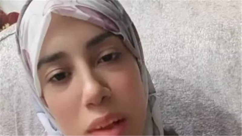 ما بين طفولة عصيبة وعنف أسري.. ماذا قالت علياء قمرون أمام النيابة؟