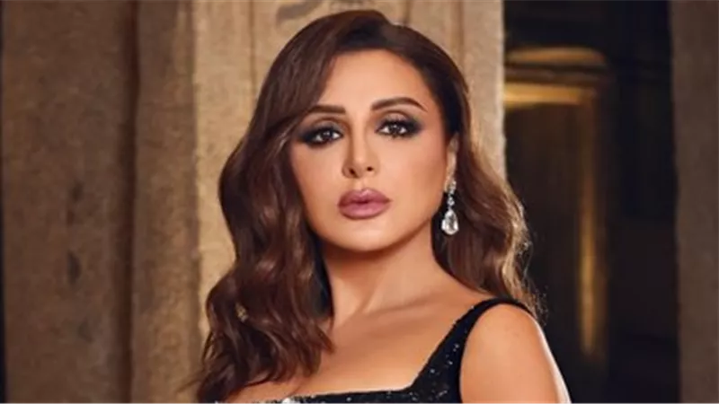 إلهام شاهين توجه رسالة مؤثرة لـ أنغام من الساحل الشمالي.. والأخيرة ترد